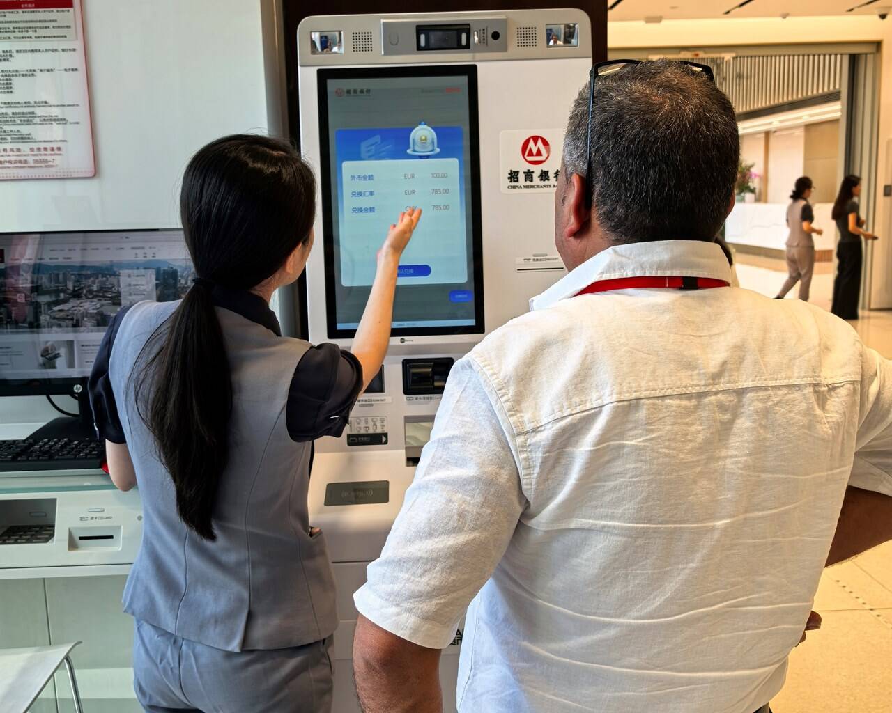 最新医保卡提取现金方法自助提款机方法分析(最方便真实的余姚医疗保障卡怎么提取现金方法)